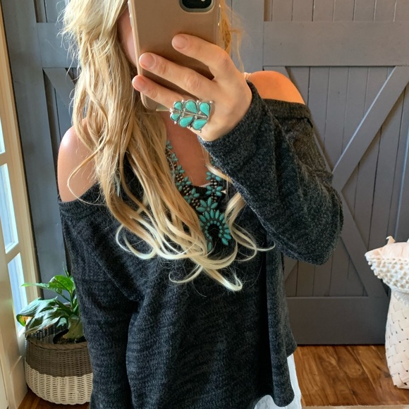 New Grey Cold Shoulder Knit Top Sweater - Picture 2 of 6